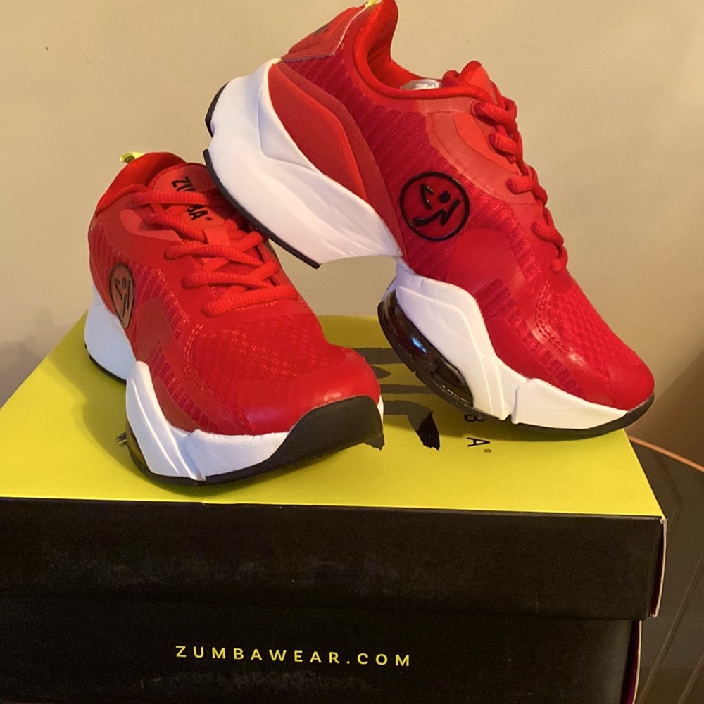 Brand new Zumba sneakers. Super comfortable.